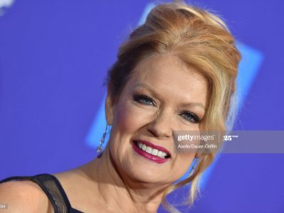 Mary Hart – All Body Measurements Including Boobs, Waist, Hips and More