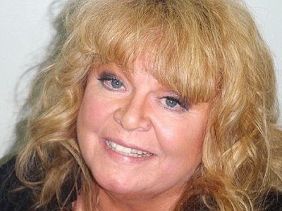 Sally Struthers – All Body Measurements Including Boobs, Waist, Hips and More