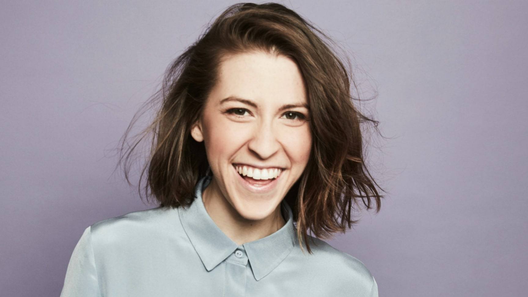 Eden Sher Body Measurements Boobs Waist Hips