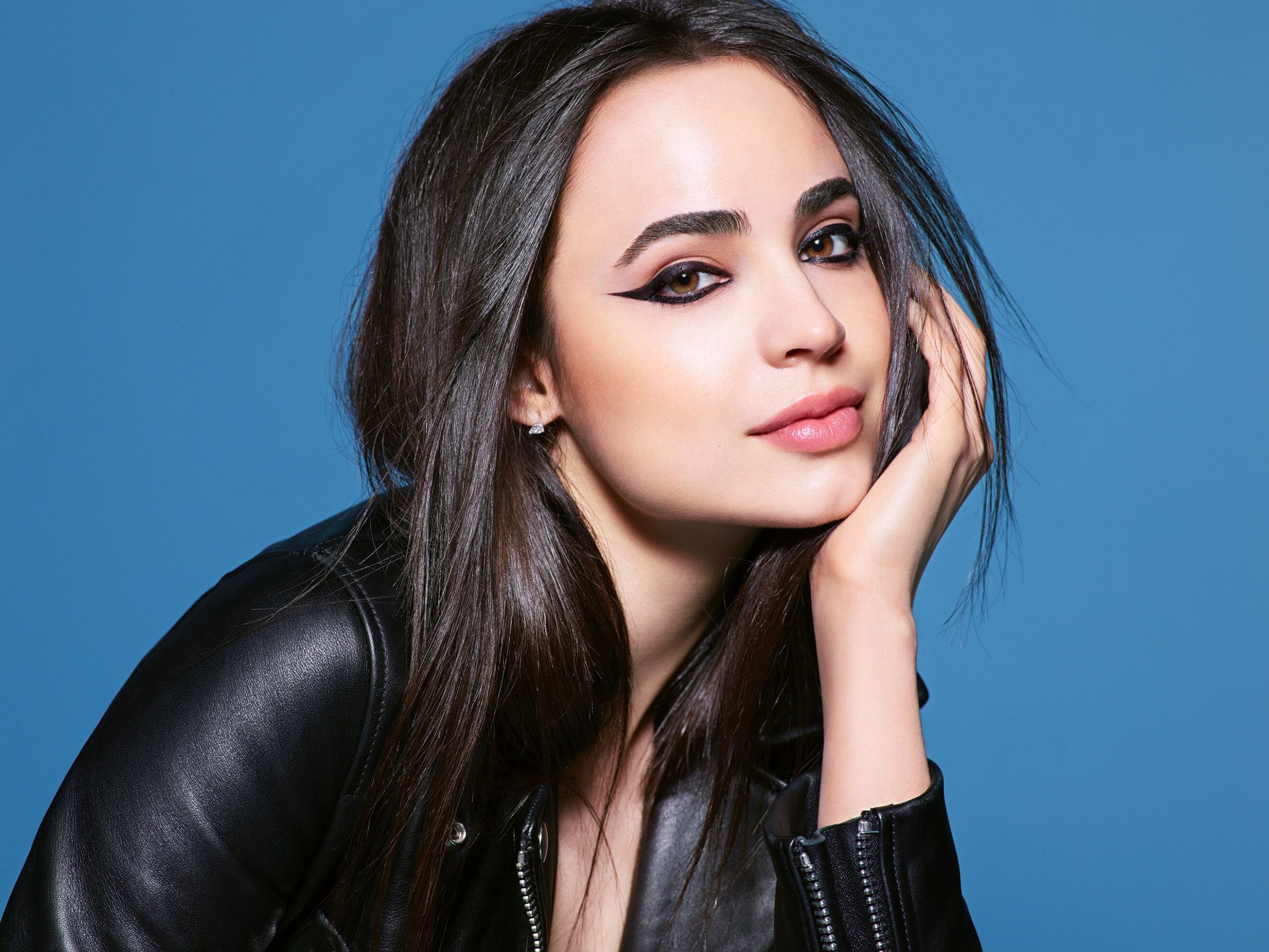 Sofia Carson Bra Size