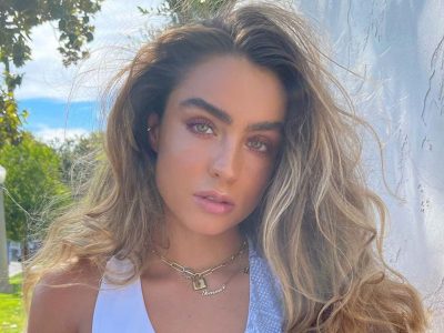 Sommer Ray – All Body Measurements Including Boobs, Waist, Hips and More